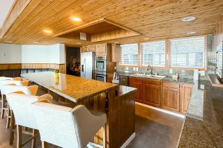 Captain’s Quarters - 2