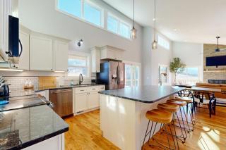 Hillside Escape - Waynesville - 3