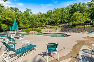 Lakeside Hideaway Pink Room - Osage Beach - 8