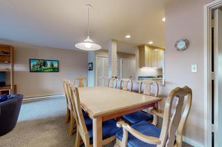 Bayfront Retreat - 3