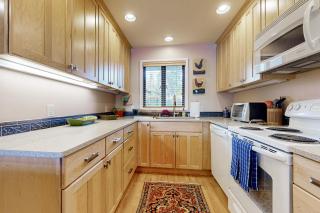 Bayfront Retreat - 2