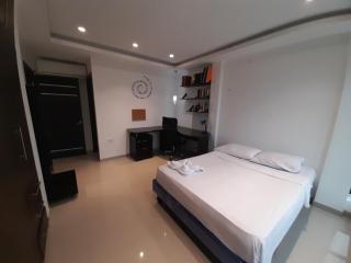 Luxurious house with private beach - 5