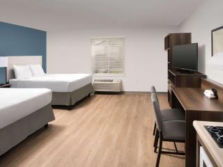 WoodSpring Suites Buford near Mall of Georgia-Lake Lanier - Buford - 2