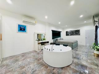 Secret Villa Private 4BR with Pool and Cinema - 2