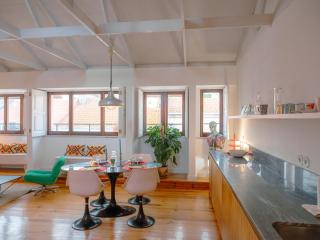 Luxurious Loft : Bridge-View Rooftop | By Airnest - Lissabon - 1