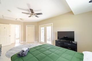 Serene Escape Cozy Home close to Beaches - Sarasota - 1