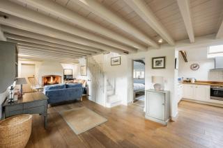 Barn Owl Cottage, Field Dalling - - 8