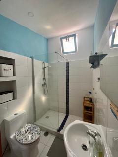 The Island Hostel & Café - Lagos - 5