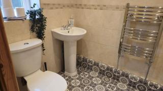 Family Friendly 3BR Near Peak District Sleeps 9 - Huddersfield - 6