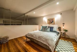 Luxury warehouse apartment close to CBD - 3