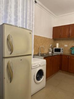 Cozy 1BR Apartment with stunning pool view - Dar es Salaam - 7