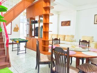Entire House for 16 people - Walking Distance from BTS Onnut - 2