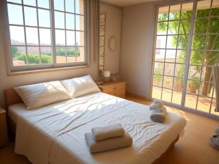 Three Bedroom with Fireplace and Piano - Paphos - 6