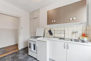 Basic 2BR Apartment with Full Kitchen - Zurigo - 7