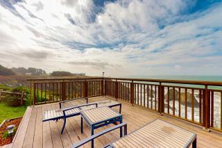 Elk Rock Beach Cottage - Elk - 9