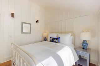 Elk Rock Beach Cottage - Elk - 1