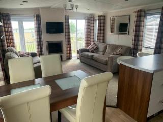 The Pemberton Lodge - Silver Birch - 3