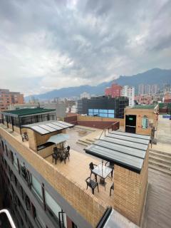 Moderno Apto en Chapinero, a Pasos del Parque de los Hippies con piscina, gimnasio y zonas comunes - 7