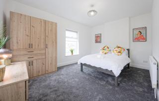 3 Bed House, Free Parking, Garden - 9