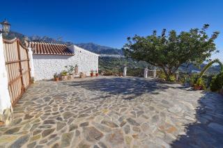Villa Las Piedras, Frigiliana Luxury Country villa with pool and parking HansOnHoliday Rentals - 3