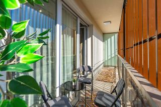 Modern Downtown Studio with a Sunny Terrace - Budapeste - 4