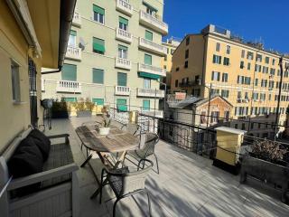 Attico con Terrazza e Depandance - Genova - 5
