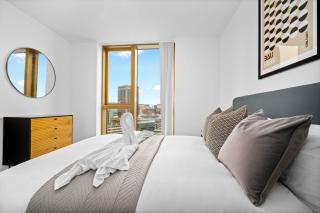 NEW BUILD - 1 Bed Apt Birmingham City Centre - Free Onsite Gym & Coffee Machine - Chinatown Area, located next to O2 Academy, Bullring & New Street Station - With Smart TV, FREE NETFLIX & WIFI - Birmingham - 2