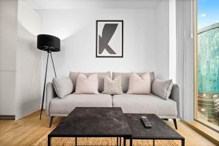 NEW BUILD - 1 Bed Apt Birmingham City Centre - Free Onsite Gym & Coffee Machine - Chinatown Area, located next to O2 Academy, Bullring & New Street Station - With Smart TV, FREE NETFLIX & WIFI - Birmingham - 3