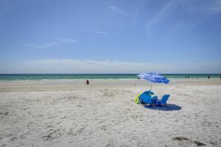 Cozy Indian Rocks Beach Cottage Steps to Seawall! - Clearwater Beach - 8