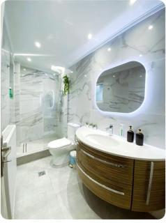 Elegant Neo-classic flat,min from center& new port - Patra - 7