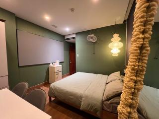 MEOW Hotel & Cafe 2 - 4