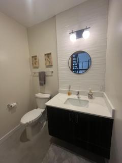 Mayatai Beach Villa - Elegant 2BR Beachfront with Stunning Ocean Views - Placencia - 1