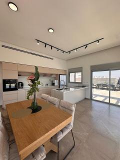 Pool penthouse with sea view - 3