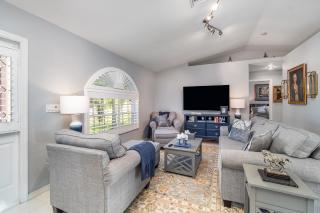 Tranquil Retreat, with heated Pool, Spa - Villa Serenity Haven - 7