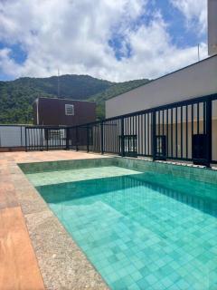 Apartamento Novo com 2 Suítes na Praia das Toninhas - Ubatuba - 0