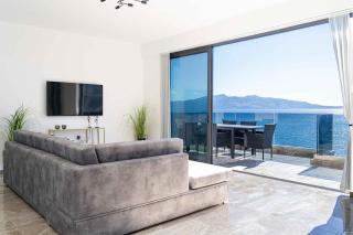 Beachfront luxury Penthouse - Sarandë - 9