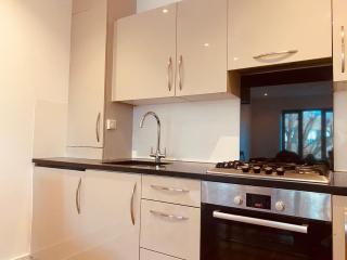 Spacious 1 Bed Flat in the City - Londra - 2