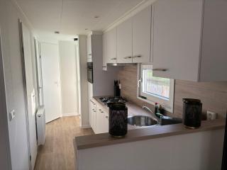 Chalet Lutafaro near beach Petten - 2