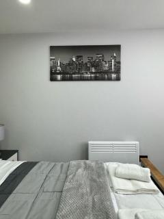 Stylish Studio Near Birmingham - 3