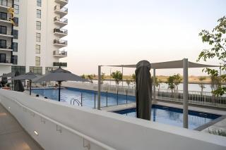 Waters Edge Retreat Cozy 1BR with Private Balcony - Abu Dhabi - 8