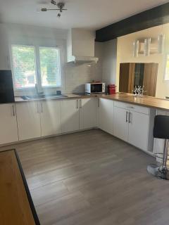 Appartement entier 1 à 4 personnes au calme avec parking gratuit - Nîmes - 7