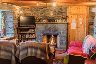 Angelas Farmhouse Lauragh by Trident Holiday Homes - 6