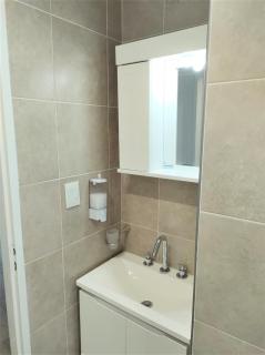 Amplio departamento con 2 baños y ducha premium a 3 min del centro - 3