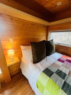 Mountain High Aster a tranquil tiny home nestled high in the mountains near Boone, NC - Vilas - 4