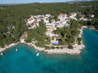 Domus Solis apartment - Milna - 0