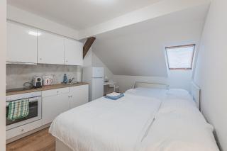 Flat Near Prague Castle Stylish & Prime Location 2 - Prag - 5