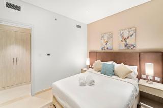 Luxury 1BR in Seven Palm with Beach Access - 2