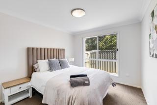 Contemporary Chic on CBD Fringe! - 7