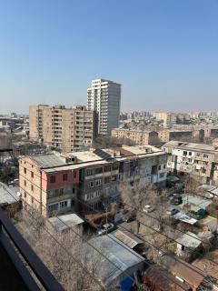Cozy Apartment in a Great Location - Erevan - 7