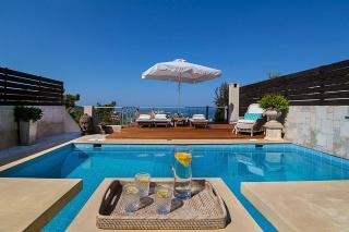 Saronida PRIVATE Pool Apartment - Saronida - 0
